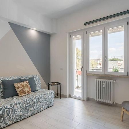 Appartement Cinema House In Cinecitta à Rome Extérieur photo