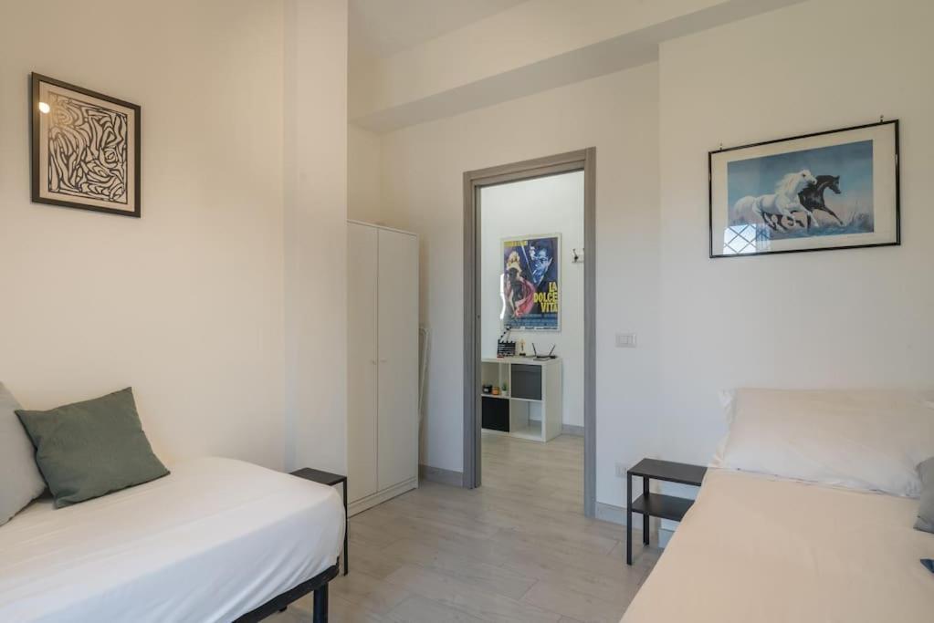Appartement Cinema House In Cinecitta à Rome Extérieur photo