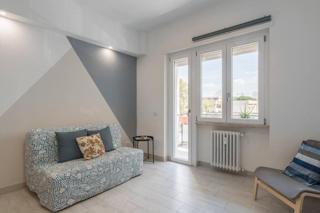 Appartement Cinema House In Cinecitta à Rome Extérieur photo